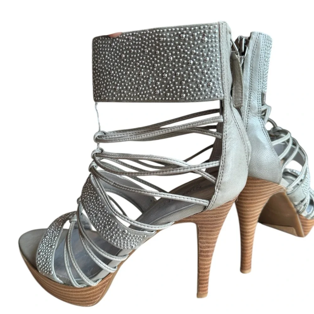 👠 NWOB! Nine West Inquisat Grey Strappy Sexy Platform Heel Women's Size 8